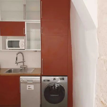 Du Lion/ac Historic Flat, Marais, 4-5 Guests Paris